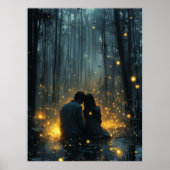 Poster Couple romantique en forêt avec lucioles (Devant)