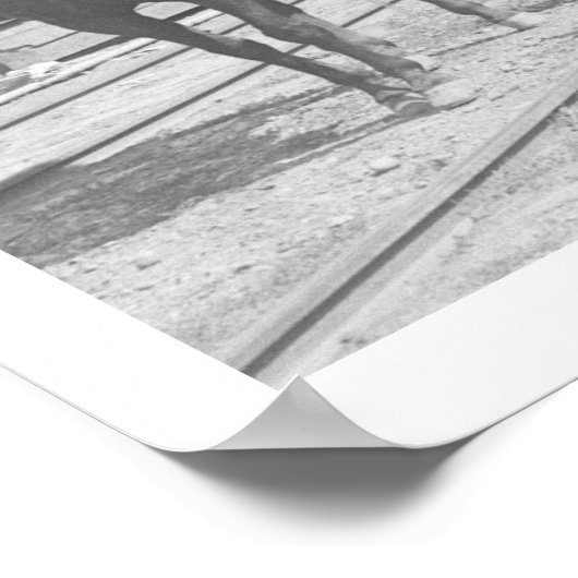 Poster Cowboys à cheval posant devant un train (Coin)