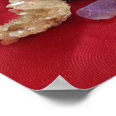 Poster Crystals on Red Satin Still Life Photographie (Coin)