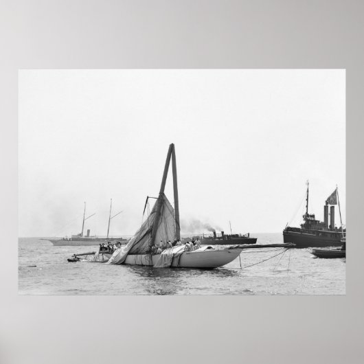 Poster Damaged Racing Yacht, 1899 (Devant)
