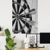 Poster Dartboard Close Up with Darts Hitting Bullseye (Bureau à domicile)