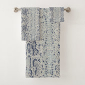 Poster de animal de peau de serpent gris et bleu (En situation)