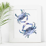 Poster de crabe bleu côtier d'aquarelle Art de la<br><div class="desc">Cet art mural sur la plage est parfait pour les chambres, les salles de bains et les espaces de vie dans votre maison de plage côtière. L'impression présente une réplique de mon crabe d'aquarelle peint à la main dans les tons bleus. Il correspond à ma collection de décors côtiers et...</div>
