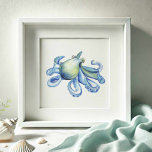 Poster de pieuvre bleu aquarelle<br><div class="desc">Parfait pour les chambres, les salles de bain et les espaces de vie dans votre maison de plage. Cette impression carré de 12x12 présente ma pieuvre d'origine peinte à la main d'aquarelle bleue dans les tons bleu et vert. Il correspond à ma collection de décoration côté mer. Pour en savoir...</div>