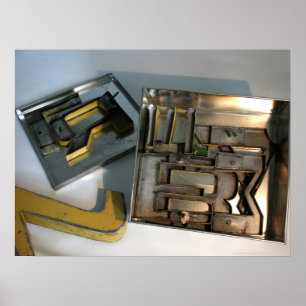 Poster de typographie des lettres de métal du jeu 