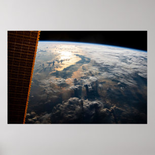 Poster Des Poutres Sunglint Au Large De La Mer Des Célèbe