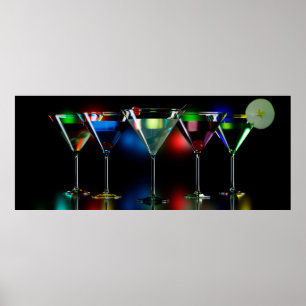 Poster Différents cocktails dans des lunettes à martini é