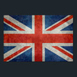 Poster Drapeau britannique Union Jack style rétro imprimé<br><div class="desc">Britanniques Union Jack Ensign échelle de drapeau 3:5 avec une texture rétro ou grungy Vintage. La conception actuelle du drapeau de l'Union date d'une proclamation royale à la suite de l'union de la Grande-Bretagne et de l'Irlande en 1801. Le drapeau combine les aspects de trois drapeaux nationaux plus anciens :...</div>
