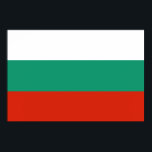 Poster Drapeau Bulgarie tricolore<br><div class="desc">Drapeau de la Bulgarie: " Съединението прави силата " → L'union fait la force ! 
Il se compose de trois bandes horizontales: blanc,  vert et rouge. Le blanc symbolise la paix,  le vert la fertilité des terres bulgares et le rouge le courage du peuple.</div>