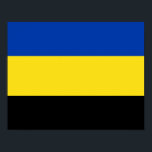 Poster Drapeau de Gueldre<br><div class="desc">Drapeau de Gueldre,  une province des Pays-Bas.
Le drapeau est un tricolore horizontal de bleu,  jaune et noir. Ses couleurs proviennent du blason de Gueldre qui à son tour était basé sur les armoiries du duché de Gueldre.</div>