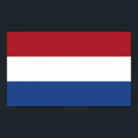 Poster Drapeau de Pays-Bas<br><div class="desc">Ce design est l'une des nombreuses créations internationales uniques de République des Pays et est une excellente façon de montrer votre fierté nationale. Le design est personnalisable et est disponible sur chemises,  tabliers,  débardeurs,  mugs,  steins,  mouspads,  porte - clés,  autocollants de pare-chocs,  casquettes et de nombreux autres produits cool.</div>