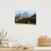 Poster Eglise avec arrière - plan de montagne des Dolomit (Cuisine)