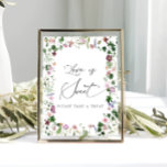 Poster Élégant Floral Fête des mariées L'amour est Sweet<br><div class="desc">A Love is Sweet Poster est une magnifique oeuvre d'art qui célèbre la beauté et la douceur de l'amour. Les coups de pinceau délicats de l'aquarelle créent un effet fascinant, mettant en évidence les détails complexes de chaque fleur et feuille. Les couleurs se marient harmonieusement, donnant à l'affiche une qualité...</div>