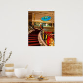 Poster Elégant grand escalier avec plafond en verre tendu (Cuisine)