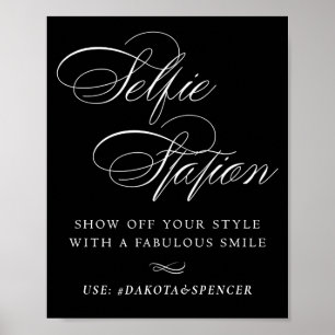 Poster Élégant Selfie Station White Script Smile Hashtag
