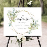 Poster Élégante verdure Horizontale Bienvenue Mariage<br><div class="desc">Bienvenue à vos invités avec cet élégant panneau d'accueil horizontal de mariage (ou tout autre événement) avec cadre hexagone attrayant avec des détails de verdure Eucalyptus encadrant votre message d'accueil. Bienvenue dans la belle calligraphie manuscrite moderne. Aquarelle de verdure eucalyptus dans un beau mélange de tons vert, bleu, beige, jaune...</div>