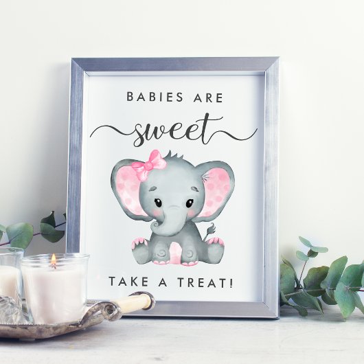 Poster Eléphant mignon prendre une menace bébé fille douc