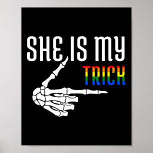 Poster Elle est mon squelette de truc couple assorti Hall