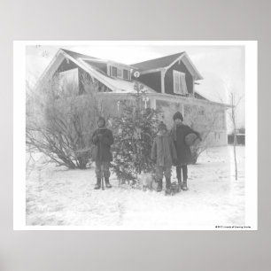 Poster Enfants dehors avec l'arbre de Noël