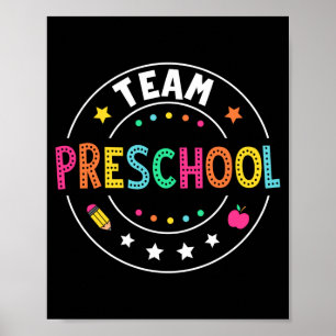 Poster Équipe d'enseignants d'école maternelle enfants re