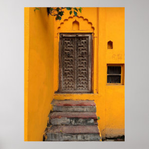 POSTER ESCALIER DEVANT LA PORTE EN BOIS