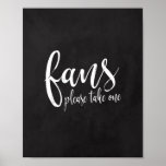 Poster Fans Chalkboard 8x10 Signal pour Mariage extérieur<br><div class="desc">Un élégant panneau de mariage de pointe, présente le texte "Fans please take one" dans une police de script extravertie, la texture de la brosse ajoute une sensation spontanée et ludique. La couleur arrière - plan peut être personnalisée selon vos besoins et préférences, s'il vous plaît contactez-moi si vous avez...</div>