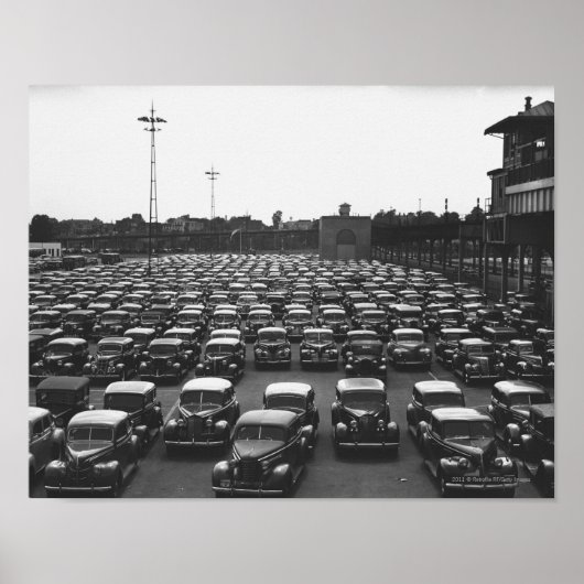 Poster Femme assise au coin du feu B&W (Devant)