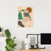 Poster Femme assise avec genou blond par Egon Schiele (Bureau à domicile)