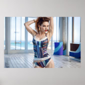 Poster femme en tenue colorée (Devant)
