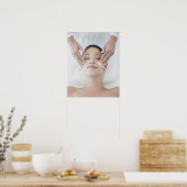Poster Femme recevant un massage facial (Cuisine)