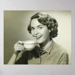 Poster Femme tenant des tasses
