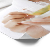 Poster Femmes en peignoirs buvant du thé au spa (Coin)