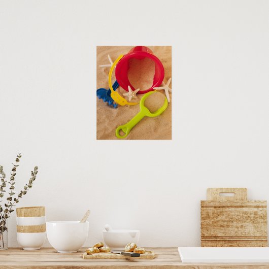 Poster Fermer les jouets sur le sable (Cuisine)