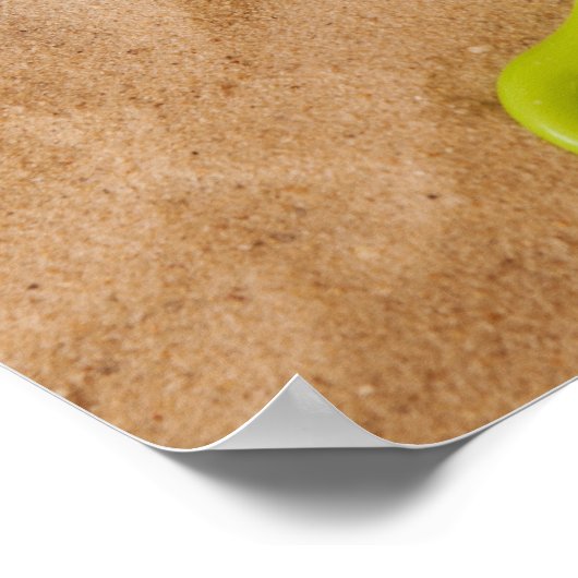 Poster Fermer les jouets sur le sable (Coin)