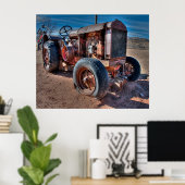 Poster Fermes | Tracteur d'antiquité rouillé (Bureau à domicile)