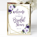 Poster Fête des mariées Florale d'or mauve Bienvenue<br><div class="desc">Joli panneau d'accueil fleuri or violet pour douche nuptiale. Facile à personnaliser avec vos détails. Idéal pour la douche nuptiale violette ou fleurie. Contactez-moi par conversation si vous avez des questions sur l'oeuvre ou avez besoin d'une personnalisation. VEUILLEZ NOTER : Pour obtenir de l'aide sur les commandes, l'expédition, l'information sur...</div>