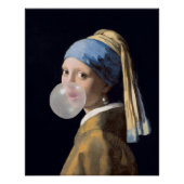 Poster Fille au collier de perles soufflant un chewing-gu (Devant)
