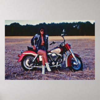 Poster Fille Pinup Classique Sur Une Moto
