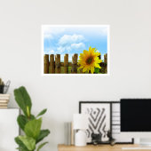 Poster Fleurs de soleil par une clôture sous ciel bleu (Bureau à domicile)