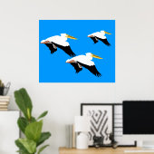 Poster Flying Pelican in Blue Oval (Bureau à domicile)