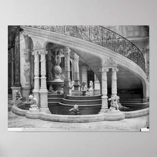 Poster Fontaine sous les escaliers de l'Hôtel de Ville (Devant)