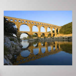 Poster France, Avignon. Aqueduc romain du Pont du Gard