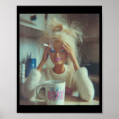 Poster Funny Disgusting Doll Face Meme Smoking Sad Sarcas (Devant)