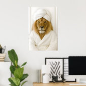 Poster Funny Lion Bathroom Print, Lion In Bathrobe (Bureau à domicile)