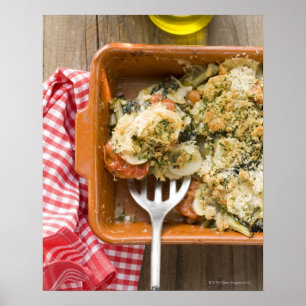 Poster Gâteau végétal avec pommes de terre, tomates, poir