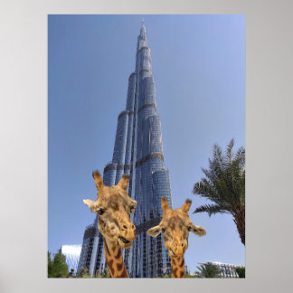 Poster Girafes Excentriques sur l'Œuvre Murale de Burj Kh