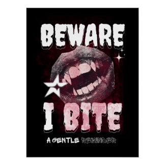 Poster Goth Vampire T-Shirt BEWARE I BITE | Spooky Fangs 