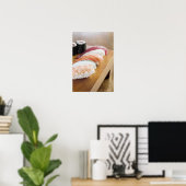 Poster Gros plan de sushis sur une table (Bureau à domicile)