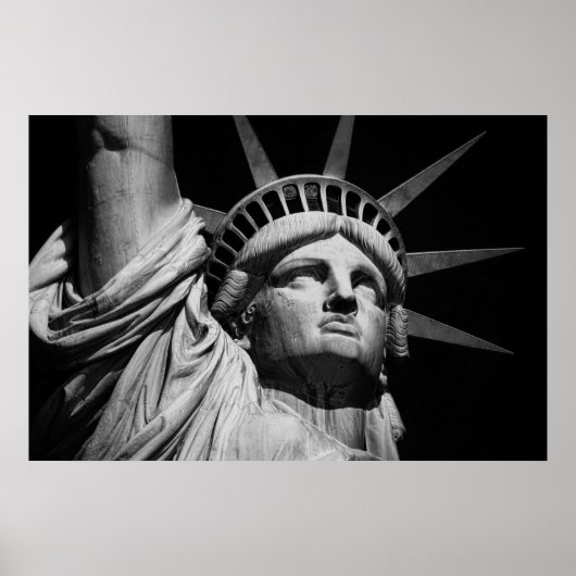 Poster Gros plan en noir et blanc de la statue de la Libe (Devant)