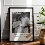 Poster Grossesse Faire-part mignonne Bientôt Ultrasons<br><div class="desc">Annoncez la joyeuse nouvelle de votre famille grandissante avec notre adorable affiche à ultrasons faire-part grossesse, un hommage chaleureux à l'excitation et l'anticipation d'accueillir un nouvel ajout. Qu'il s'agisse d'une faire-part de bébé pour maman, d'une grossesse révélée pour les grands-parents, ou d'un geste doux pour la nouvelle grand-mère et grand-père,...</div>